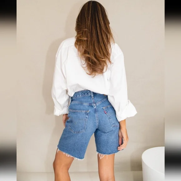 NWT Levi’s 90’s 501 Denim Blue Shorts - Picture 7 of 16